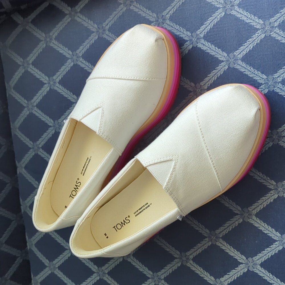 Toms espadrilles slip on platform